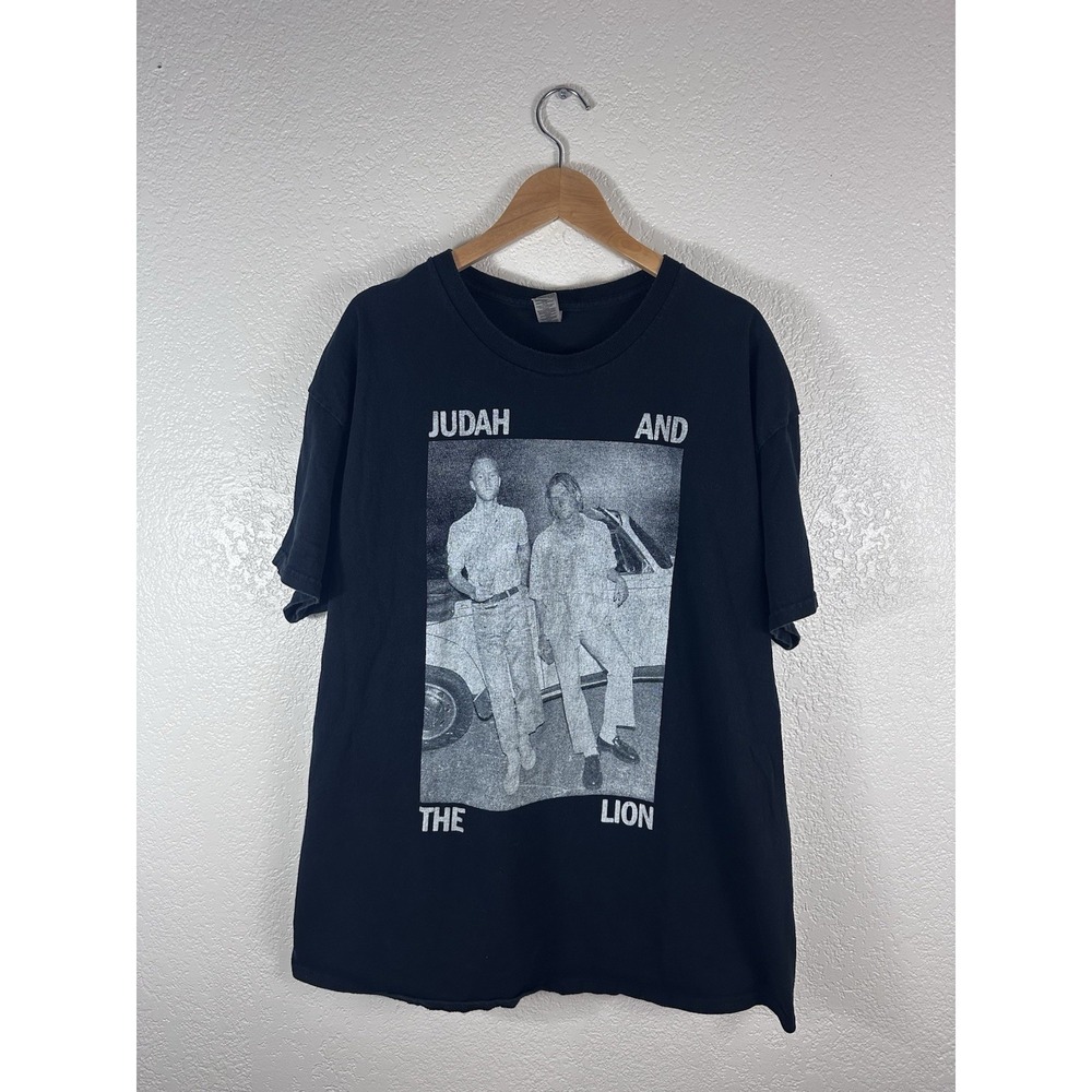 Judah and the Lion Band T Shirt Black Graphic Tour Concert Indie Folk